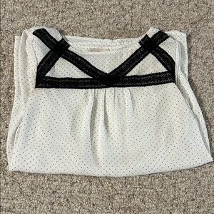Loft Cream with Black Trim & Dots Blouse Size Small EUC